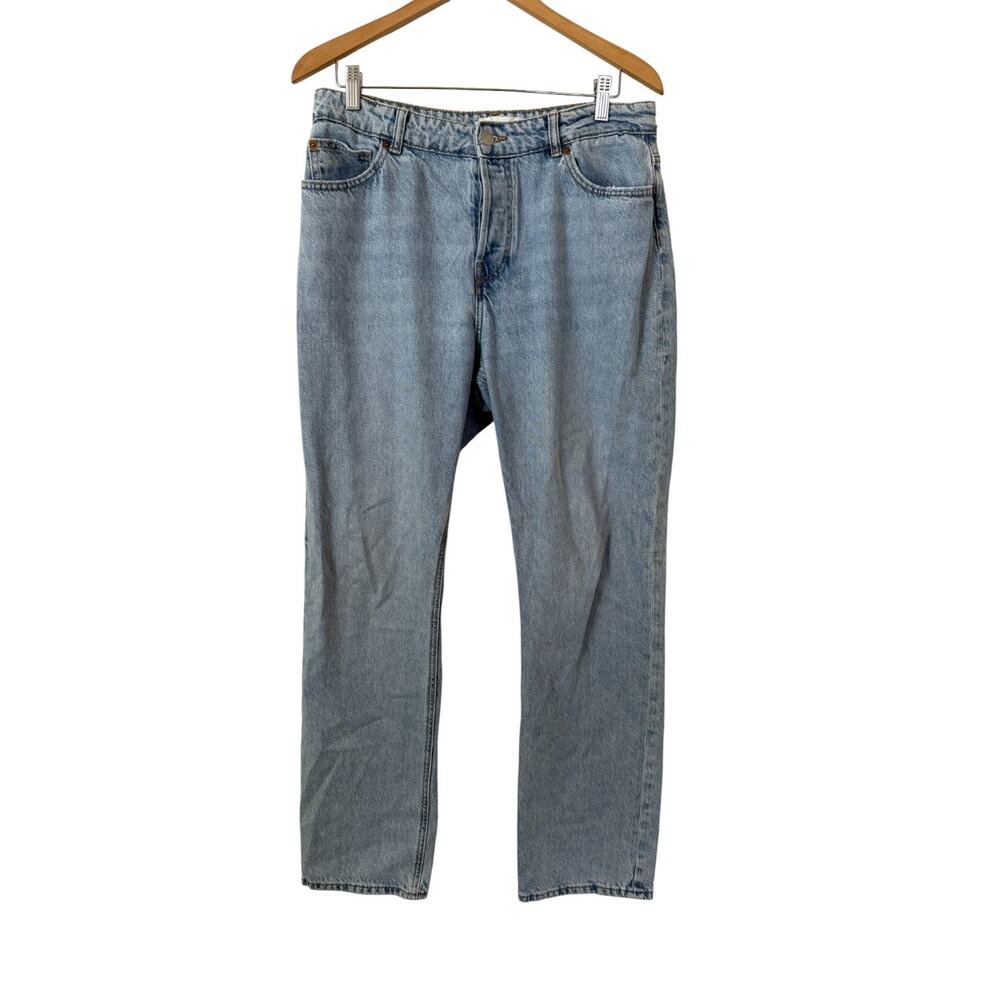 H&M Blue Light Wash High Rise Straight Denim Jeans Inseam Size 12 Casual Street